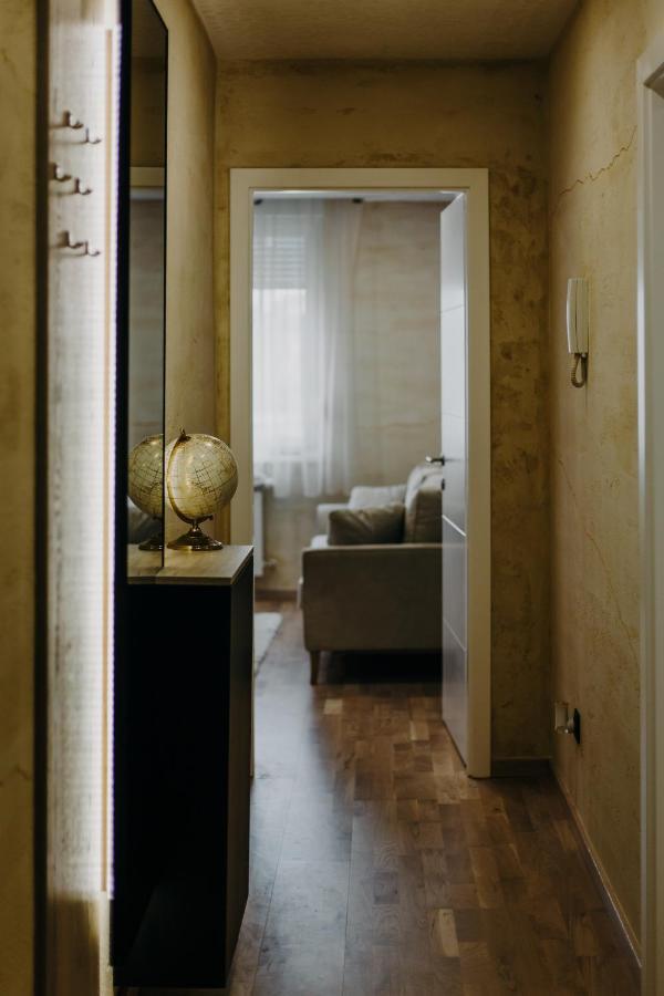Appartement Apartman Stari Toranj II à Vukovar Extérieur photo