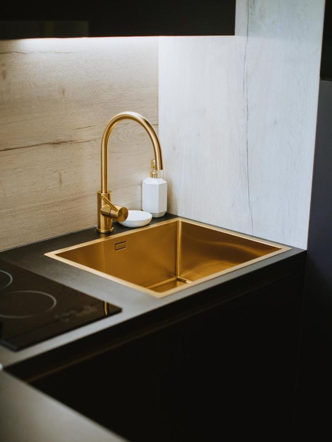 Appartement Apartman Stari Toranj II à Vukovar Extérieur photo