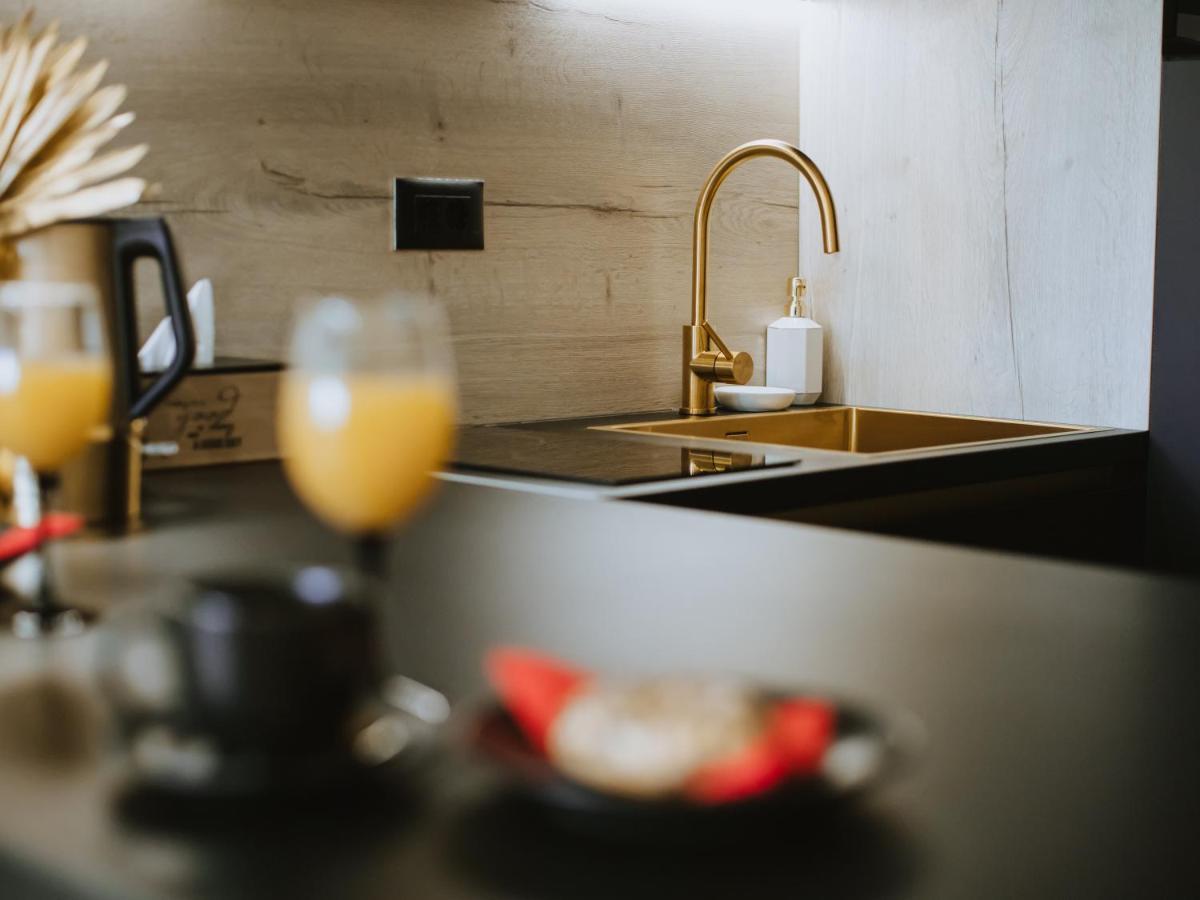 Appartement Apartman Stari Toranj II à Vukovar Extérieur photo