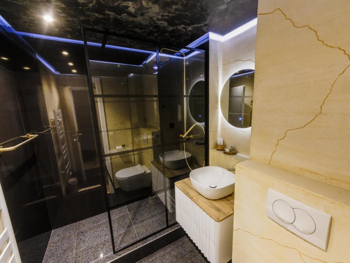 Appartement Apartman Stari Toranj II à Vukovar Extérieur photo